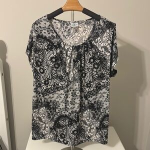 Women's Black and White Lace Top